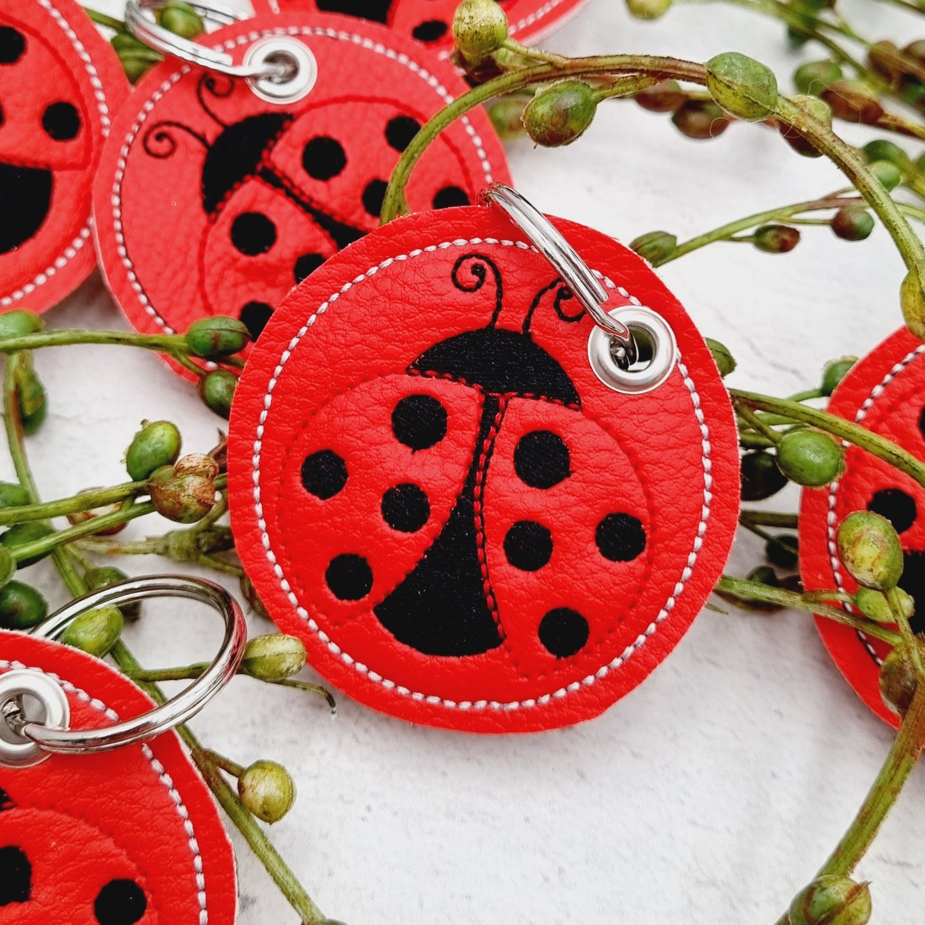 Taschenbaumler Anhänger Ladybug