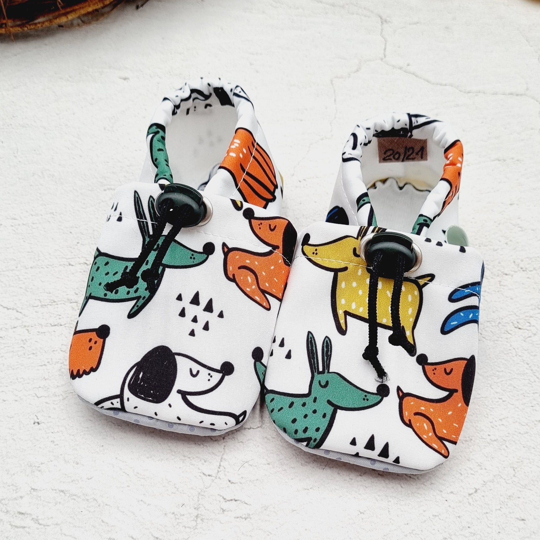 Vegane Softshell-Puschen Hund