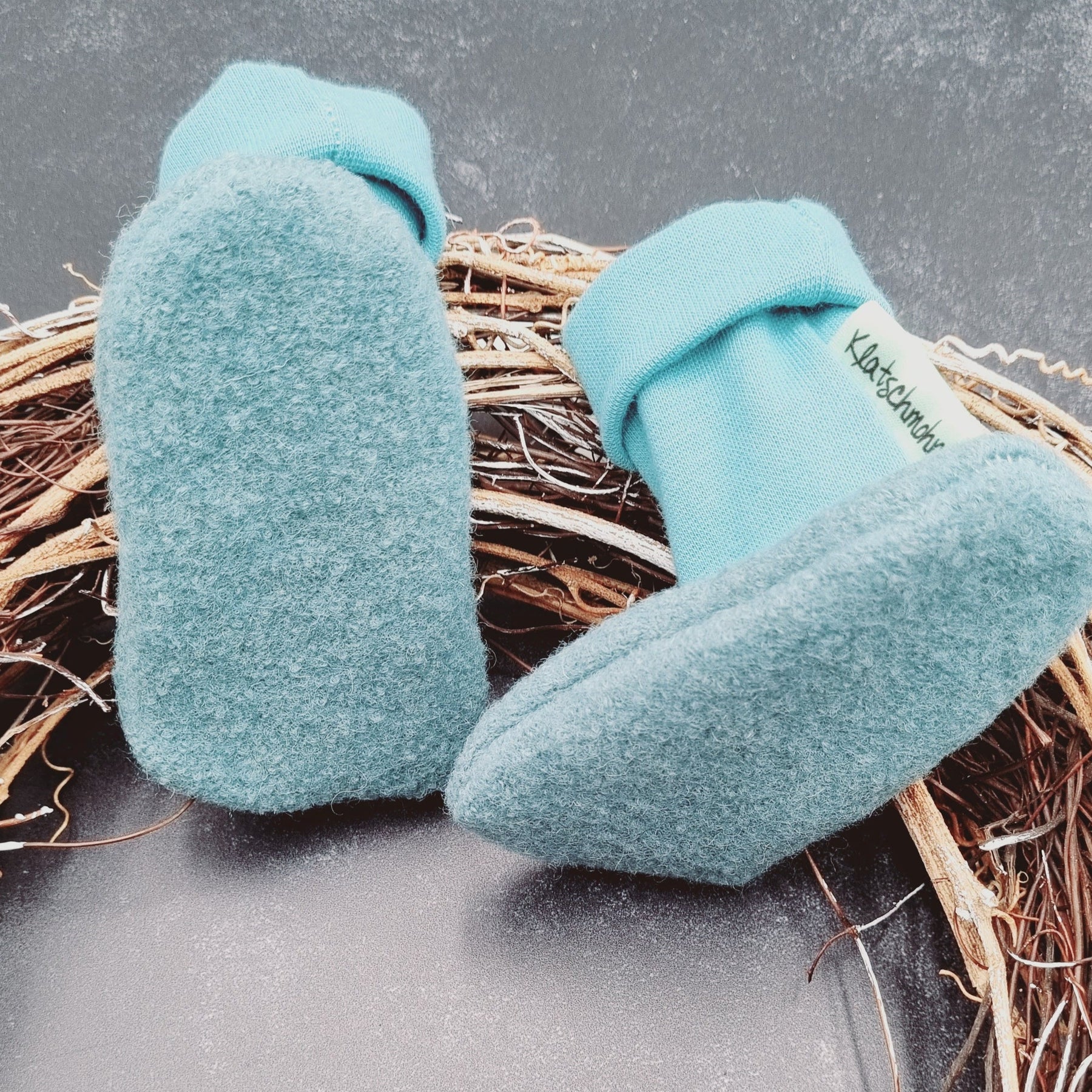 Merino Wollwalk Puschen mint