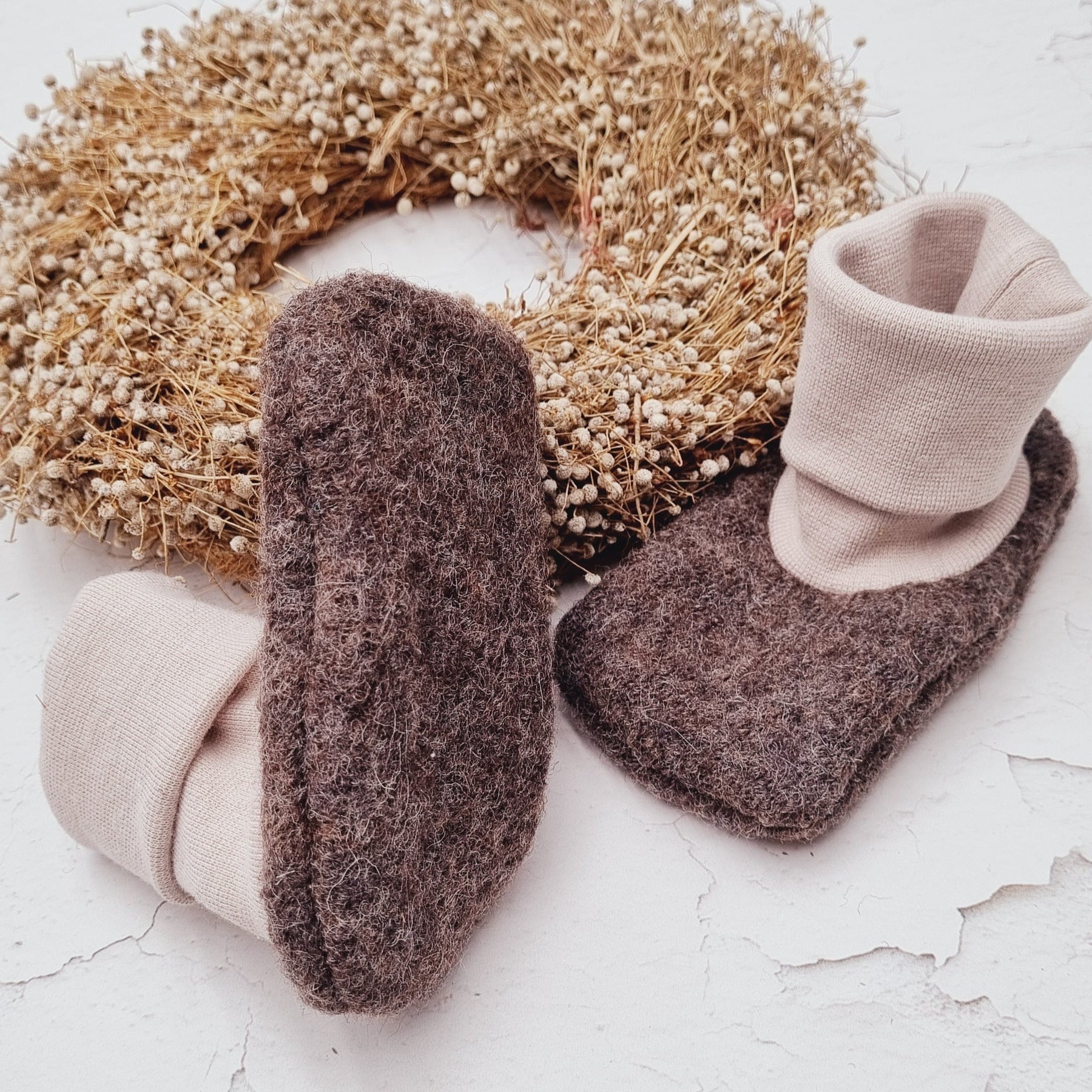Merino Wollwalk Puschen braun