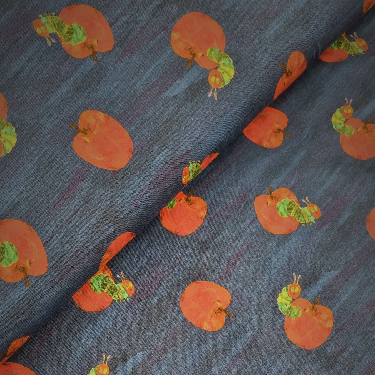 Raupe Nimmersatt Jersey Stoff Apfel