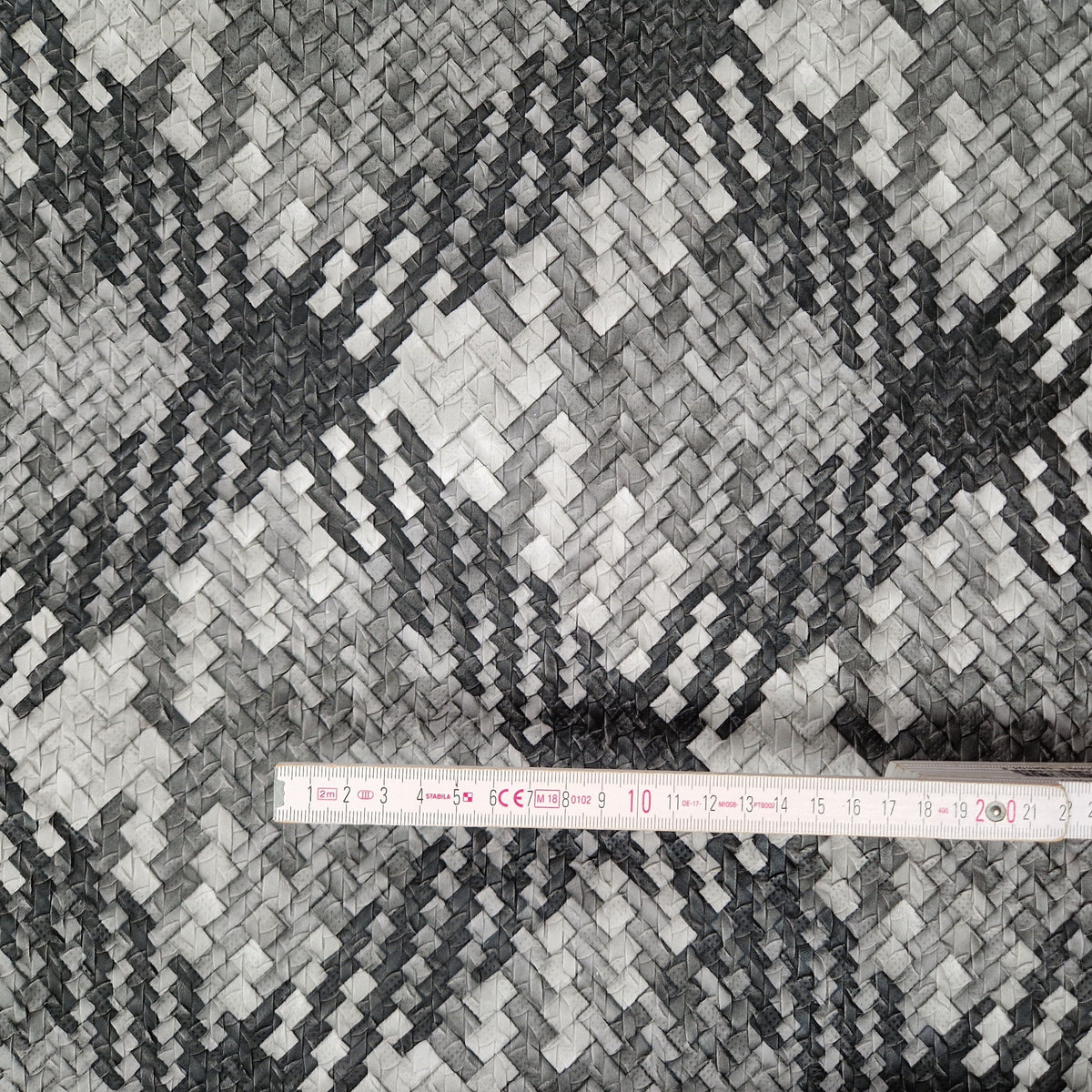 Kunstleder Flechtoptik grau