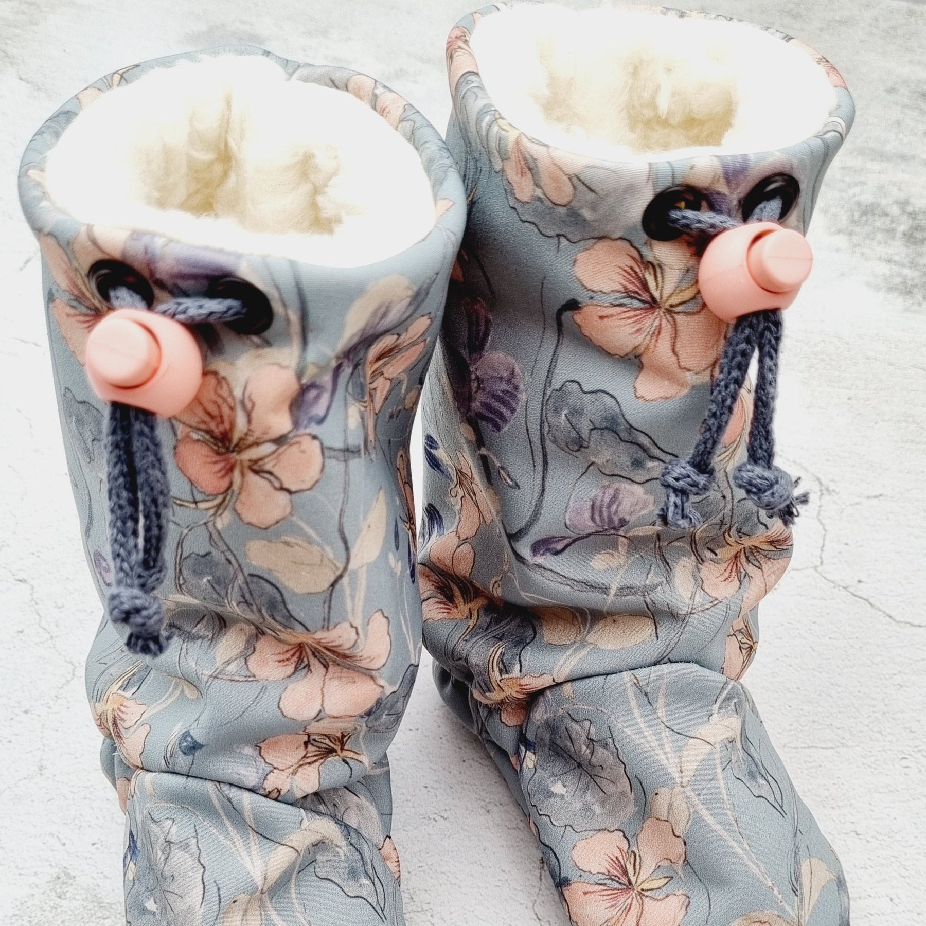 Gefütterte Softshell Stiefel Blumen