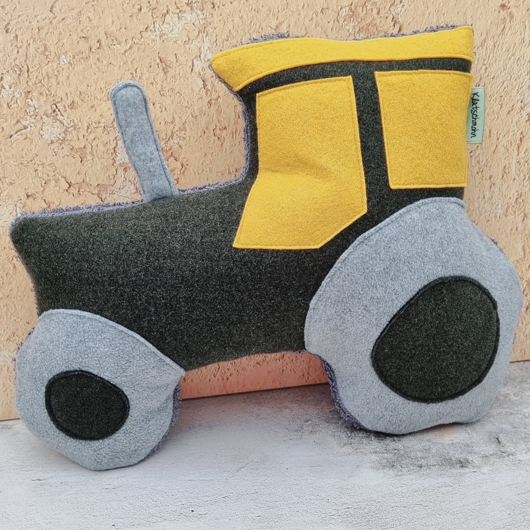 Kuschelkissen Traktor