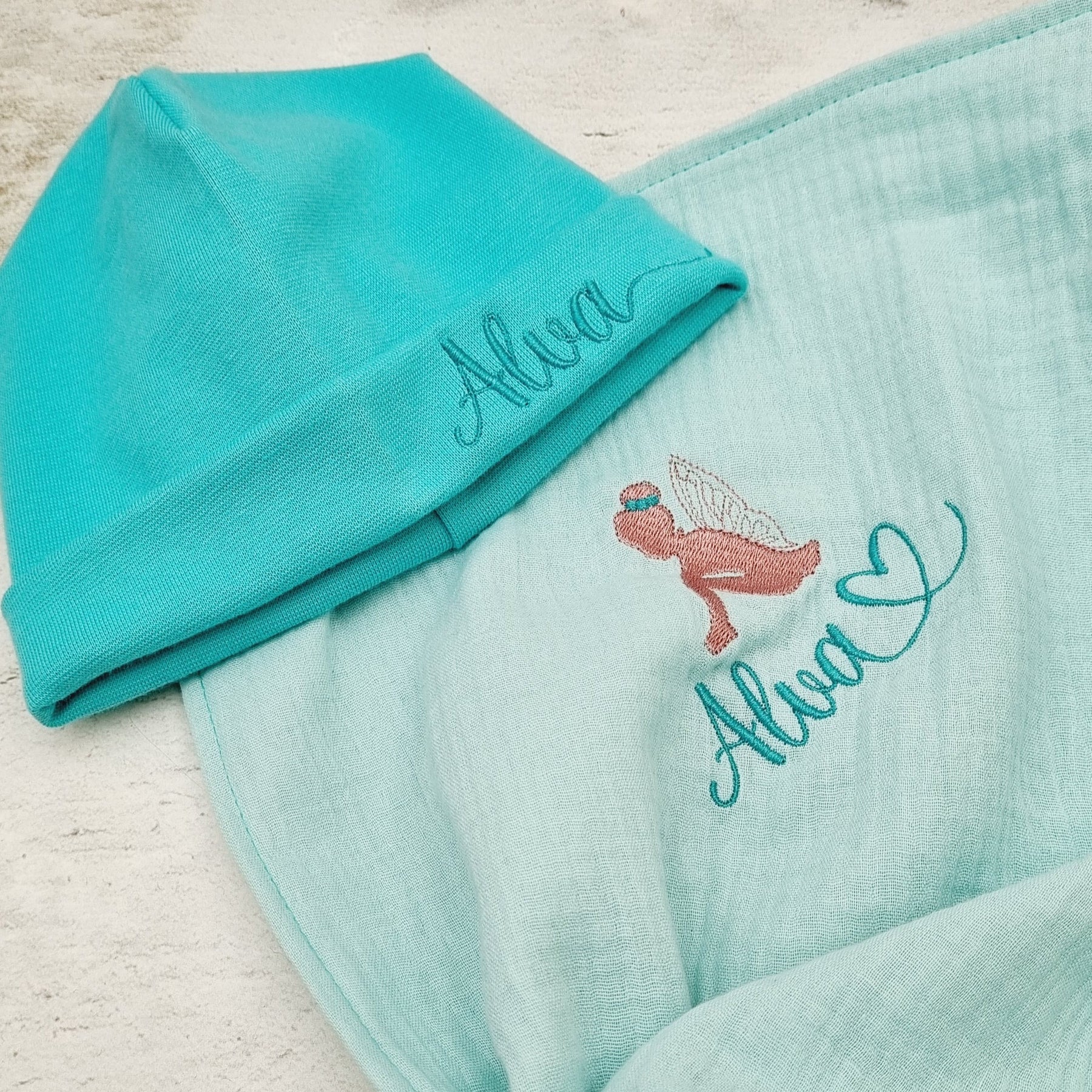 Newborn Set bestickt mit Wunschnamen