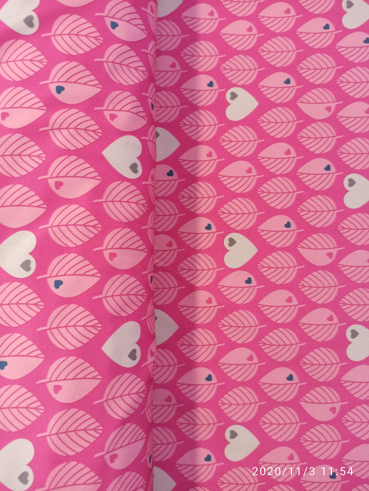 Softshell, pinke Blätter byGraziela